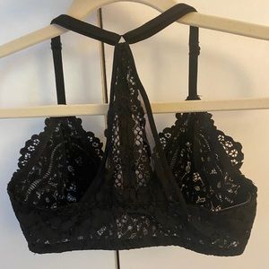 Victoria’s Secret Body by Victoria Unlined Plunge Bra 34DD